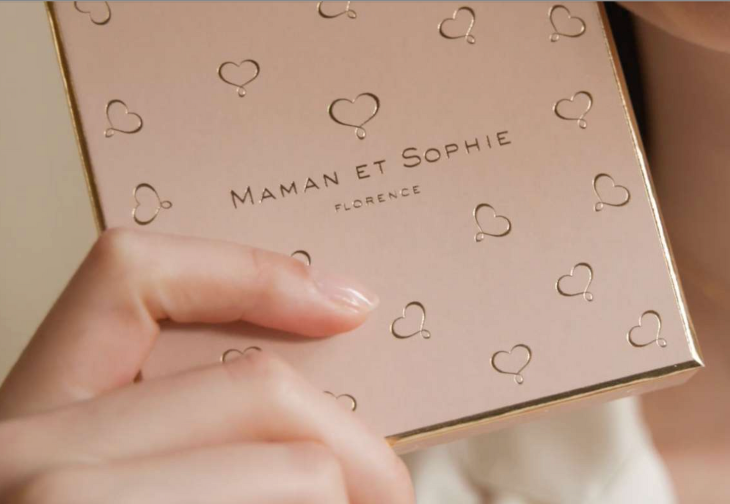 Maman et Sophie Gold 18K – Halskette Cuore Nudo, Gelbgold, 5 London Blue Topaz